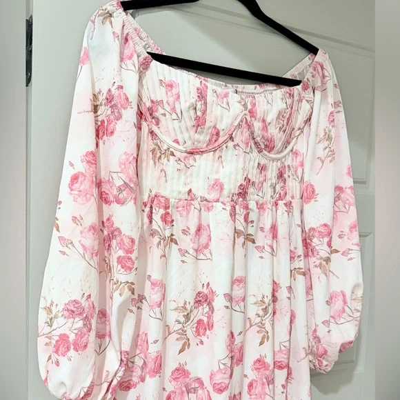 Hello Molly Pink Floral Midi Dress - Picture 4 of 6